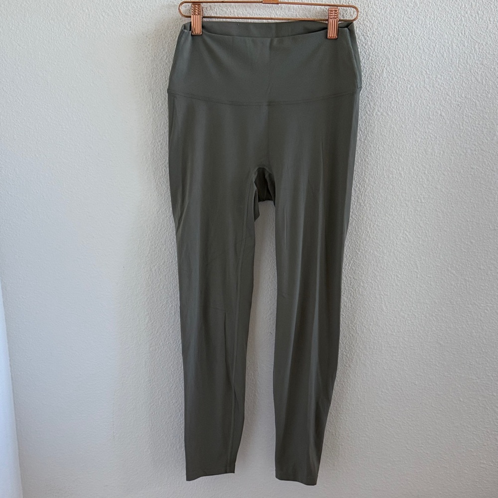The IWA Company Kaila Olive Green Active 7/8 Legging Sporty Athleisure Medium